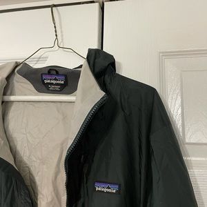 Men’s XL Patagonia raincoat